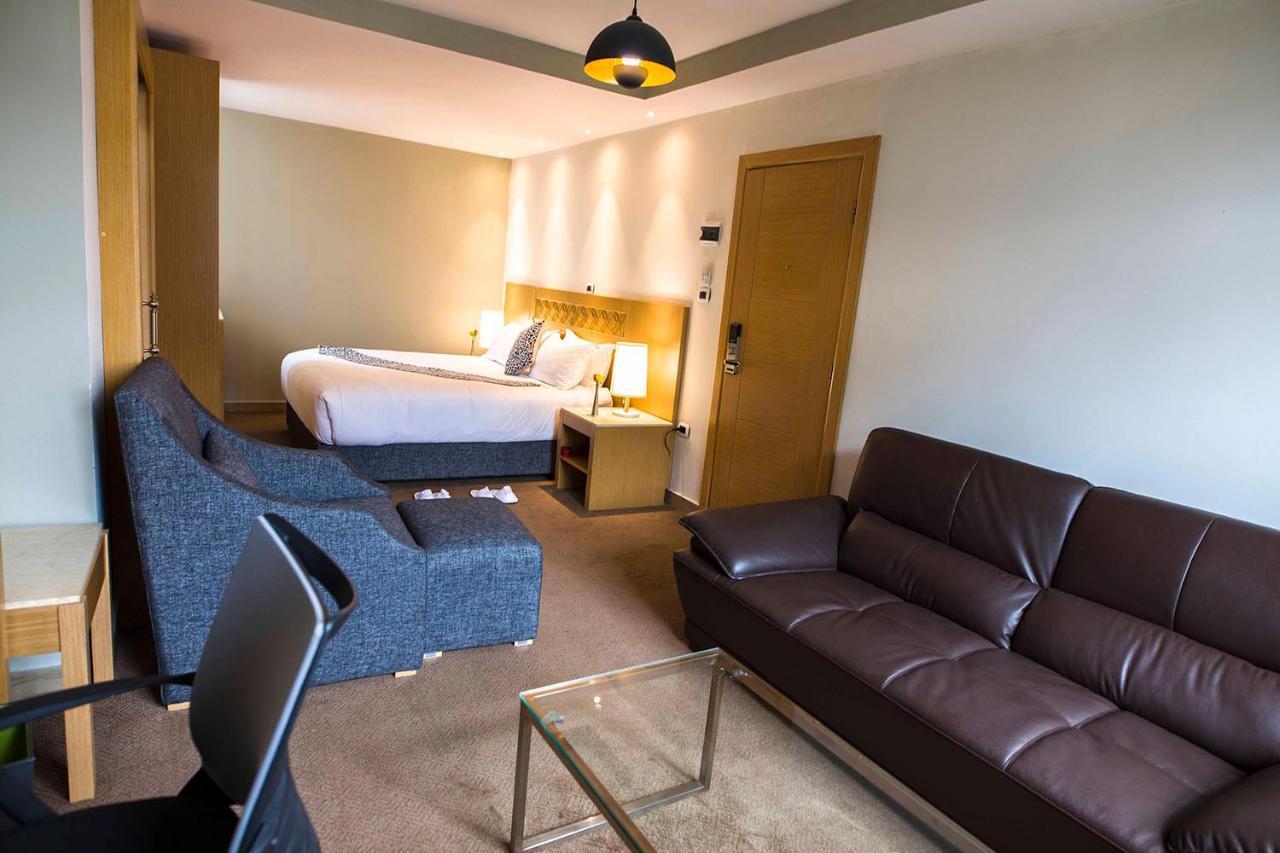 Vamos Addis Hotel Екстериор снимка